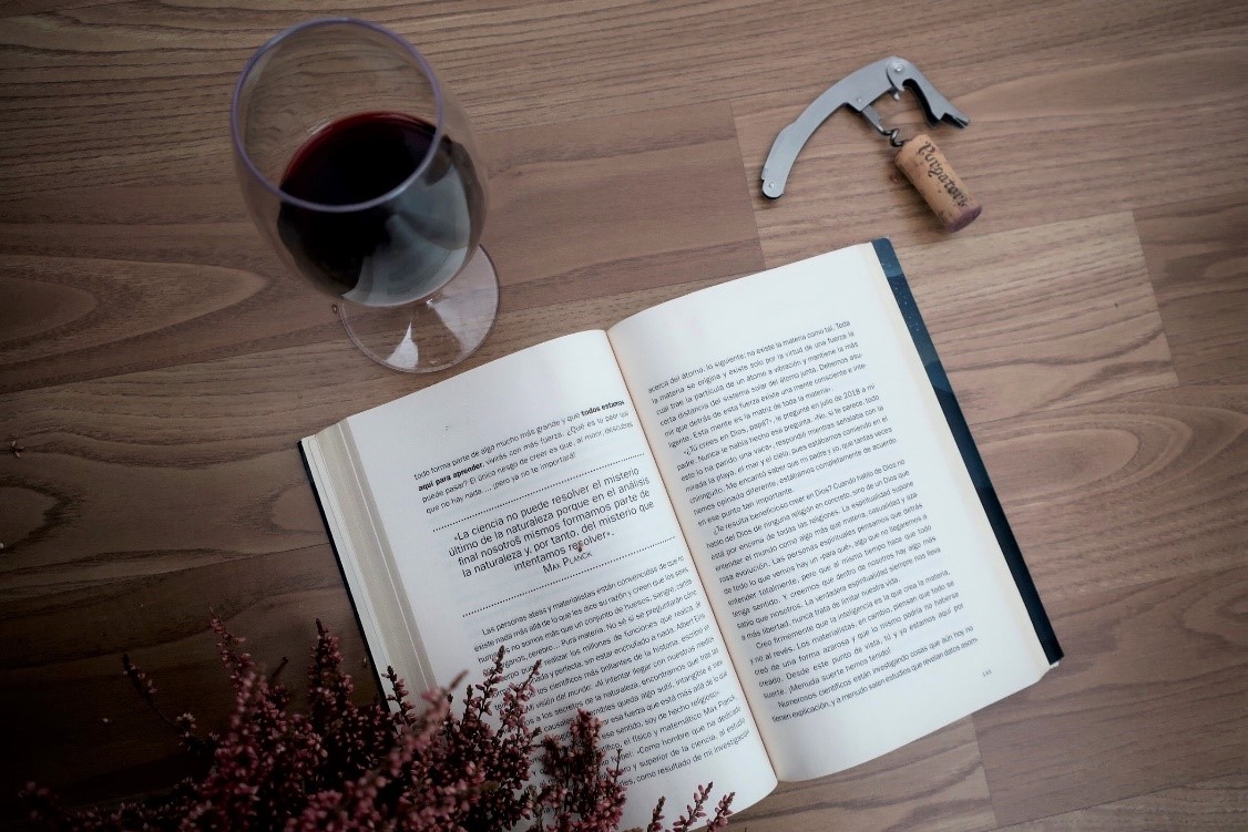 EL VINO COMO INSPIRACIÓN LITERARIA
