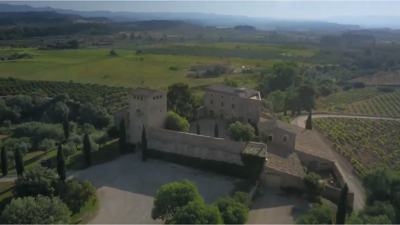 VINOS DEL CIELO (II) El castillo medieval de Milmanda, un enclave singular de la historia europea.